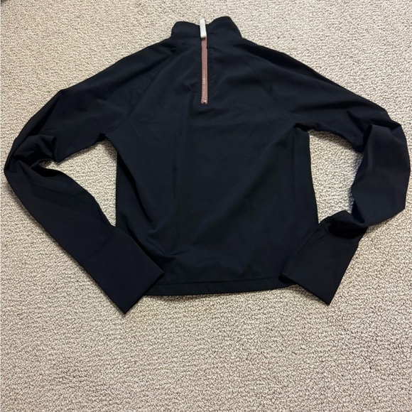 Vuori Black Fitted Long Sleeve Swim Coverup - Picture 4 of 5